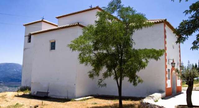 Fachada de la iglesia de Nuestra Seora de los Remedios y Cristo de las Penas