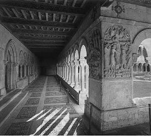 Claustro del Monasterio de Silos.